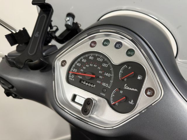 vespa - gts-300-super-sport