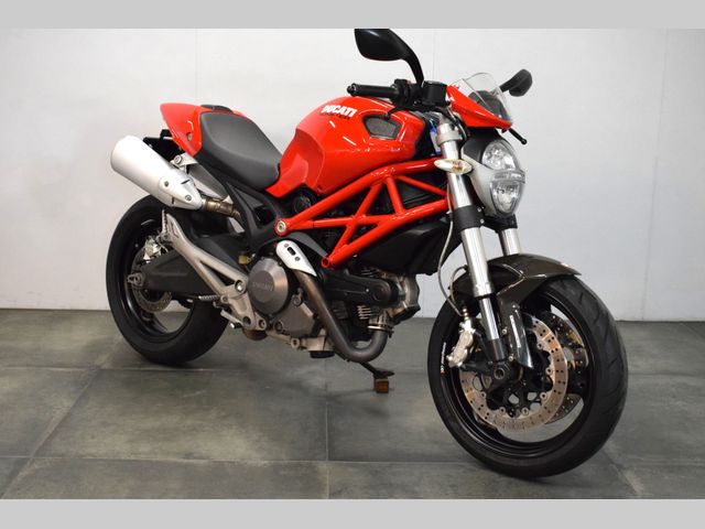 ducati - monster-696