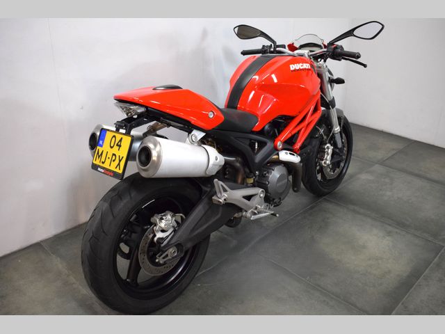 ducati - monster-696
