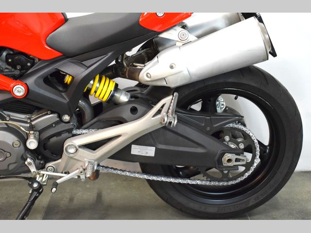 ducati - monster-696