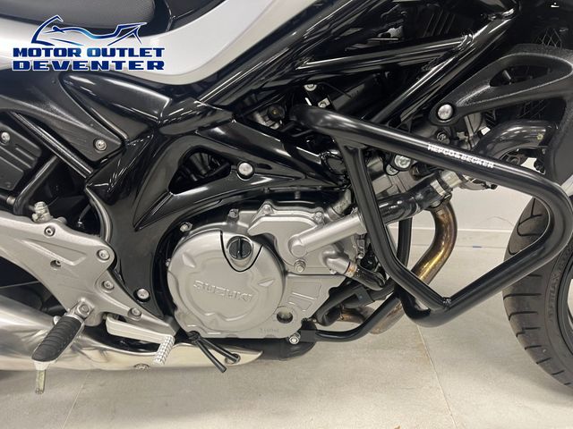 suzuki - sfv-650-gladius-abs