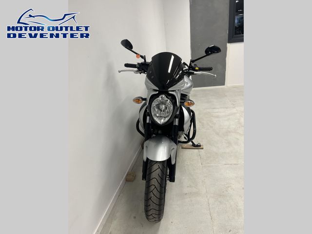 suzuki - sfv-650-gladius-abs