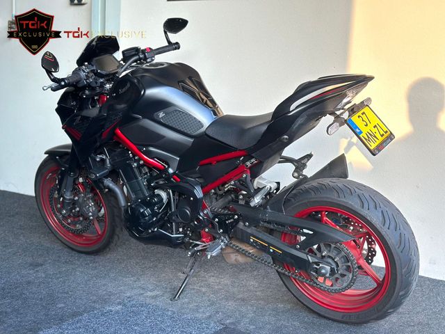 kawasaki - z900