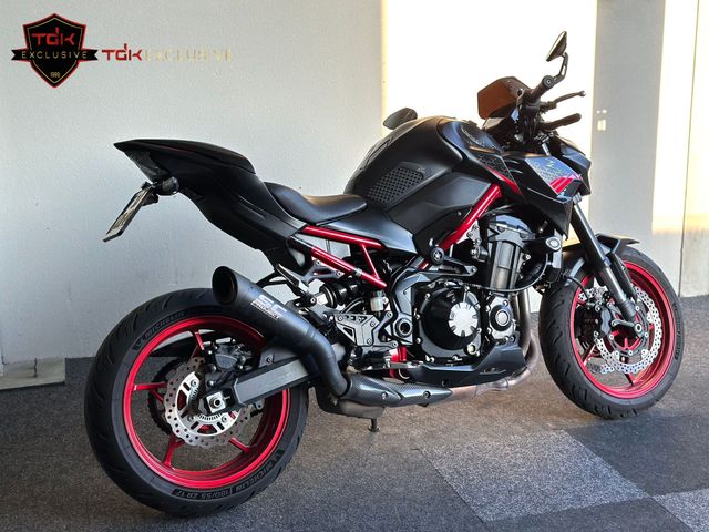 kawasaki - z900