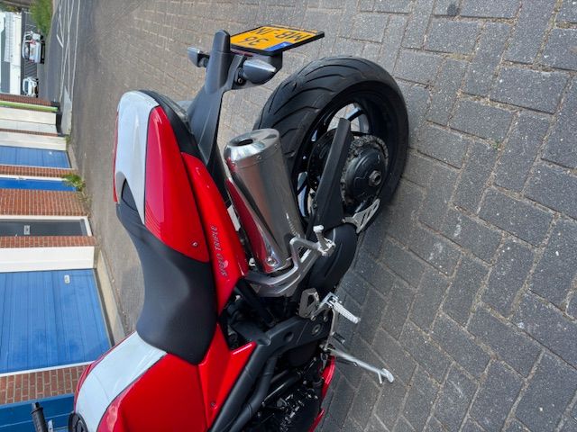 triumph - speed-triple-1050