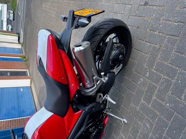 triumph - speed-triple-1050