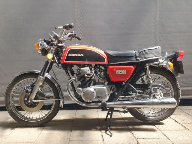 honda - cb-200