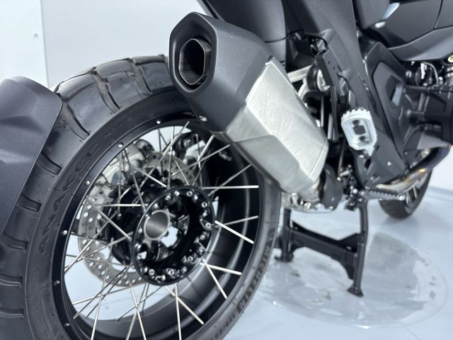 bmw - r-1300-gs