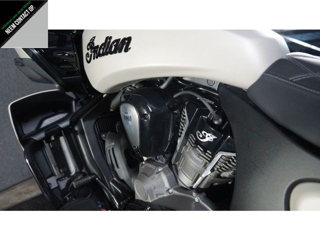 indian - pursuit-dark-horse