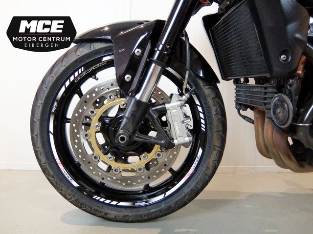 triumph - speed-triple-1050