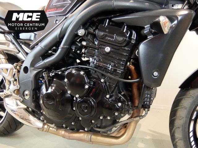 triumph - speed-triple-1050
