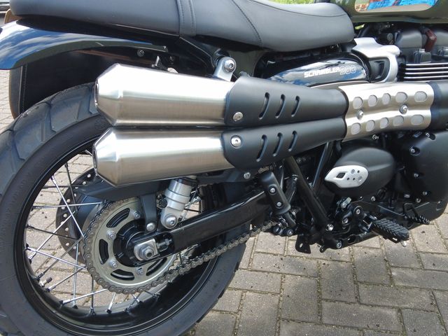 triumph - scrambler-900-chrome-edition