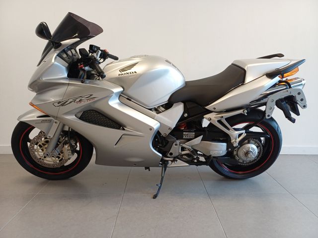 honda - vfr-800-vtec-abs