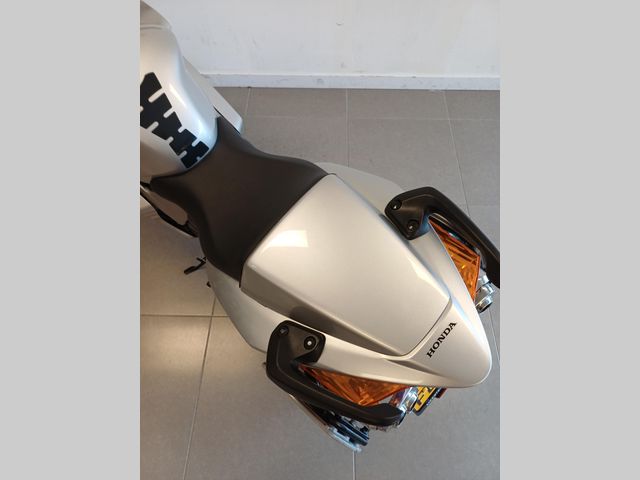honda - vfr-800-vtec-abs