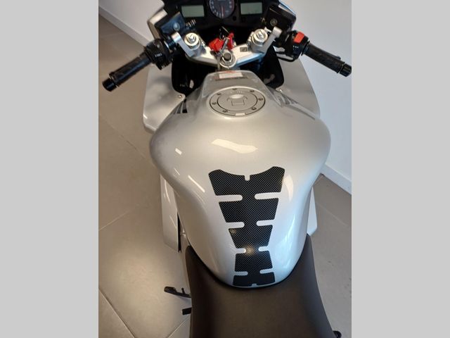 honda - vfr-800-vtec-abs
