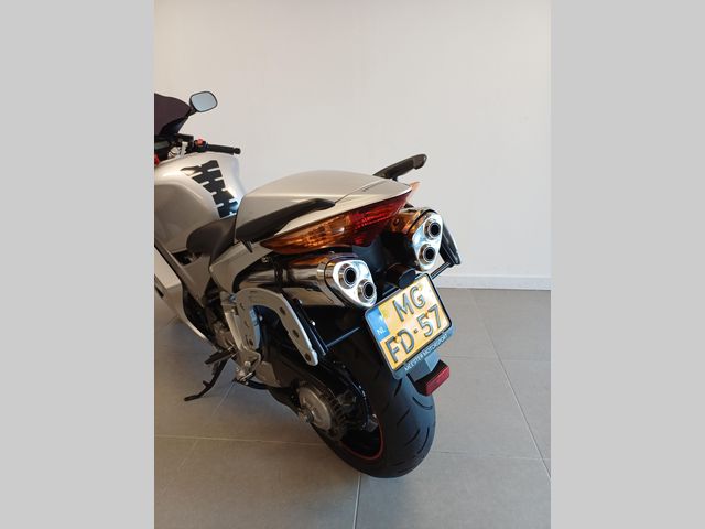 honda - vfr-800-vtec-abs