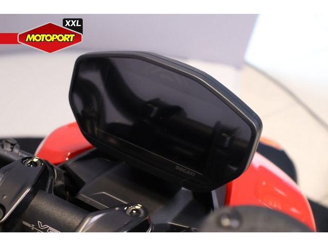 ducati - streetfighter-v2