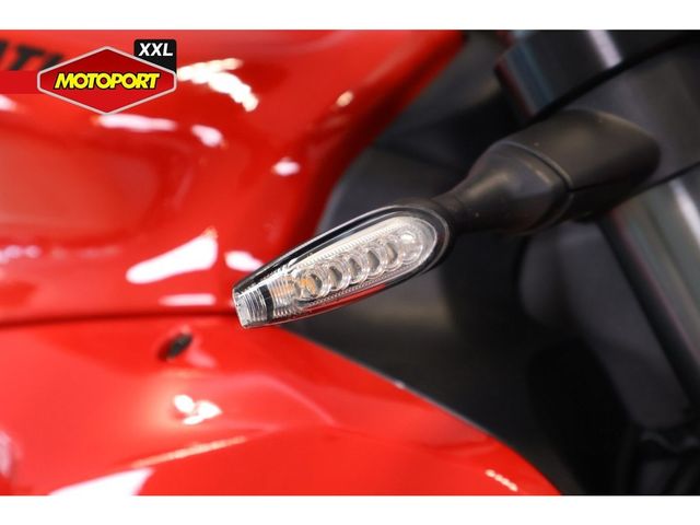 ducati - streetfighter-v2