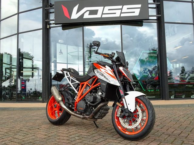 ktm - 1290-super-duke-r