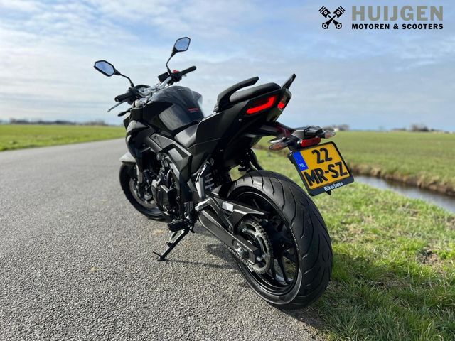 voge - 500-r