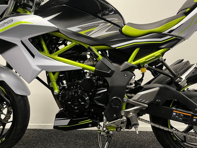 kawasaki - z125