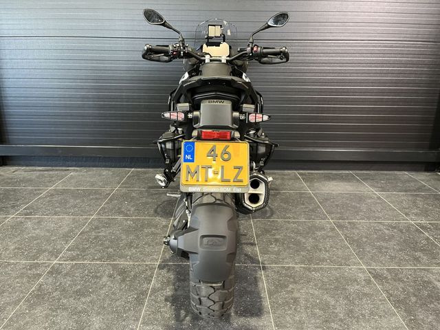 bmw - r-1300-gs-triple-black