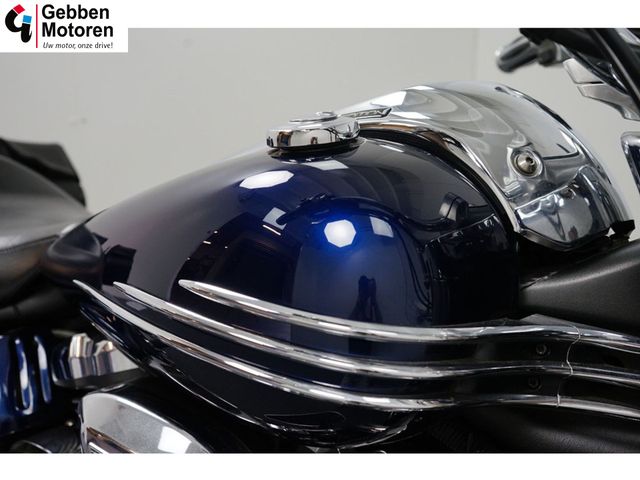 yamaha - xv-1900-midnight-star