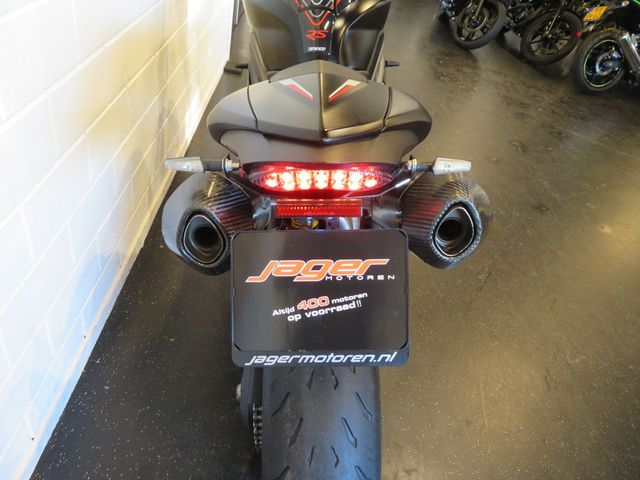 triumph - speed-triple-rs