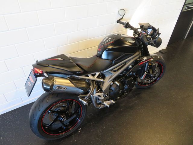 triumph - speed-triple-rs