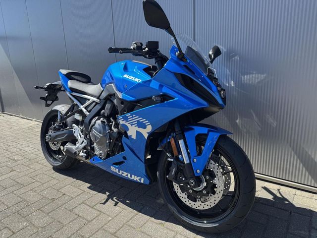 suzuki - gsx-8r