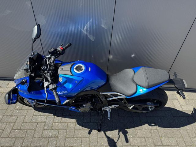 suzuki - gsx-8r
