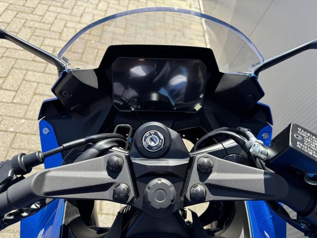 suzuki - gsx-8r