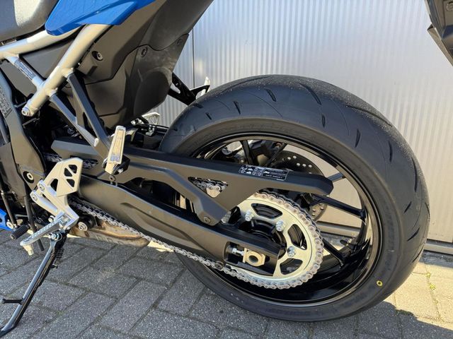 suzuki - gsx-8r