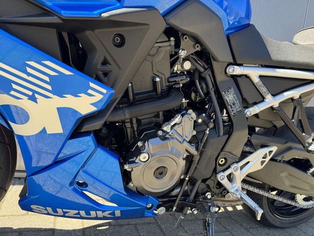 suzuki - gsx-8r