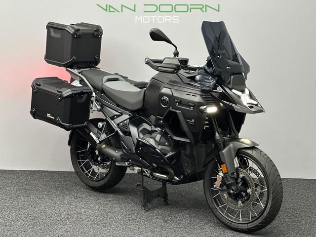 bmw - r-1300-gs-adventure-triple-black