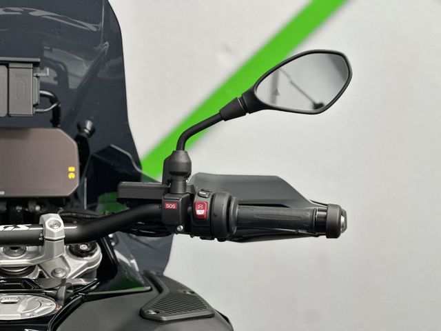 bmw - r-1300-gs-adventure-triple-black
