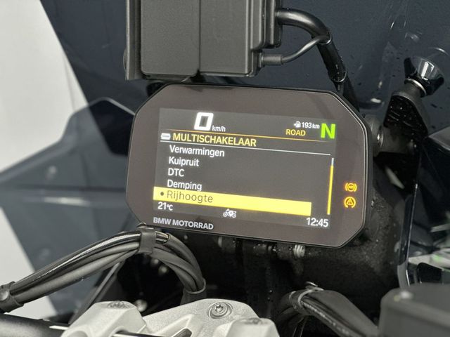 bmw - r-1300-gs-adventure-triple-black