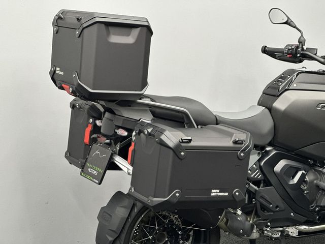 bmw - r-1300-gs-adventure-triple-black