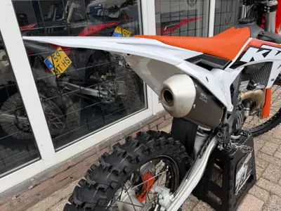 KTM 350 SX F – foto 3