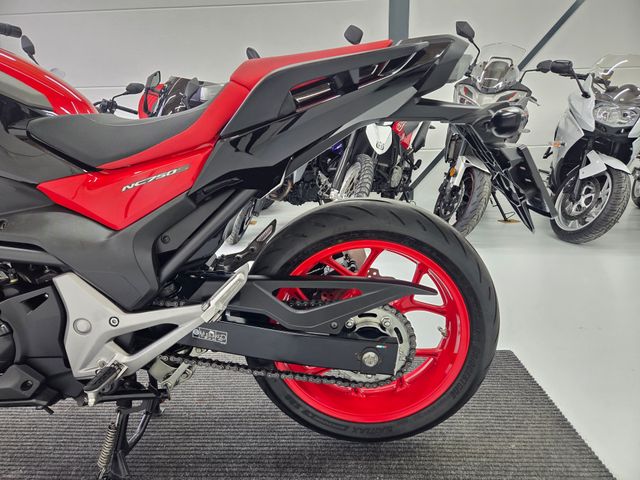 honda - nc-750-s-dct