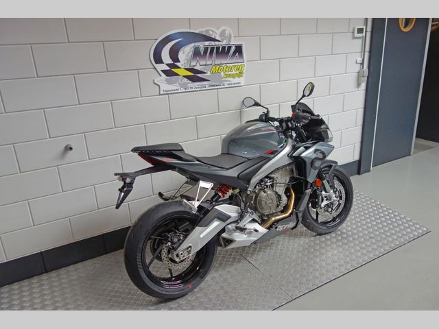 aprilia - tuono-660