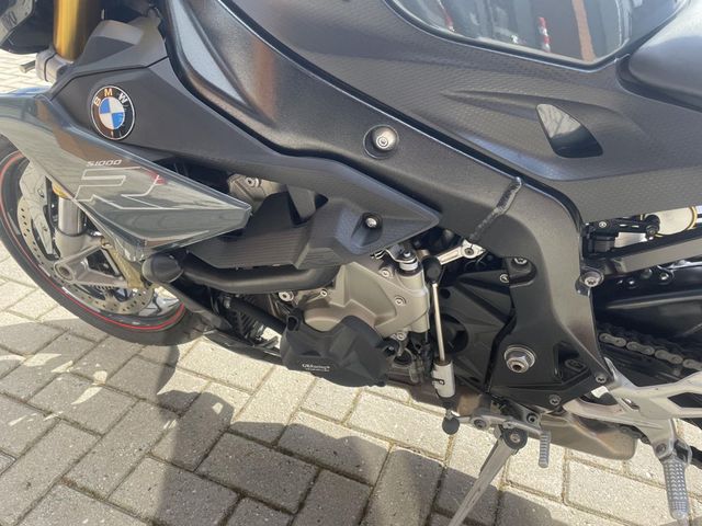 bmw - s-1000-r