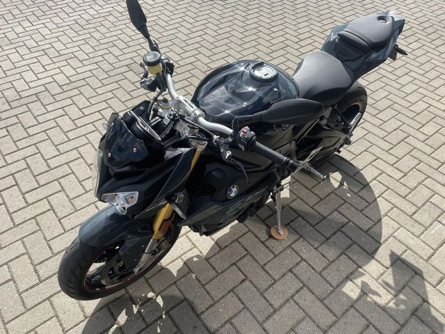 bmw - s-1000-r