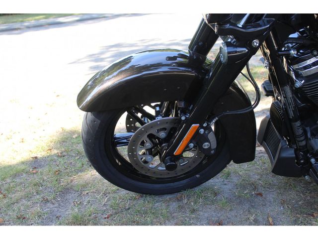 harley-davidson - road-king-special