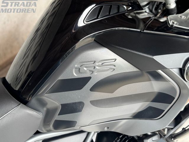 bmw - r-1200-gs-adventure-triple-black