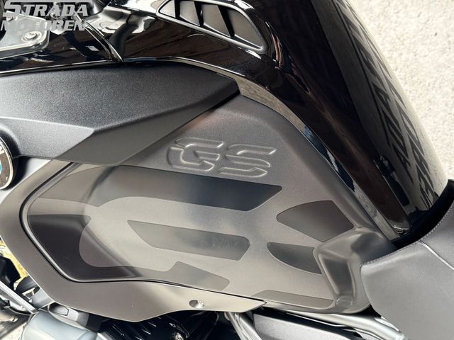 bmw - r-1200-gs-adventure-triple-black