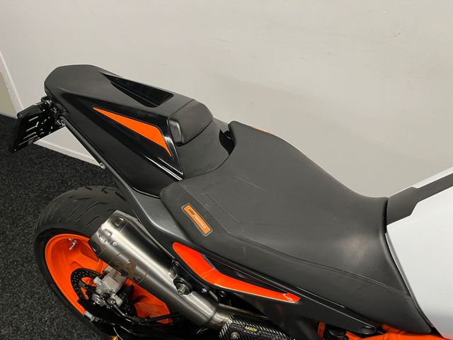 ktm - 890-duke-r