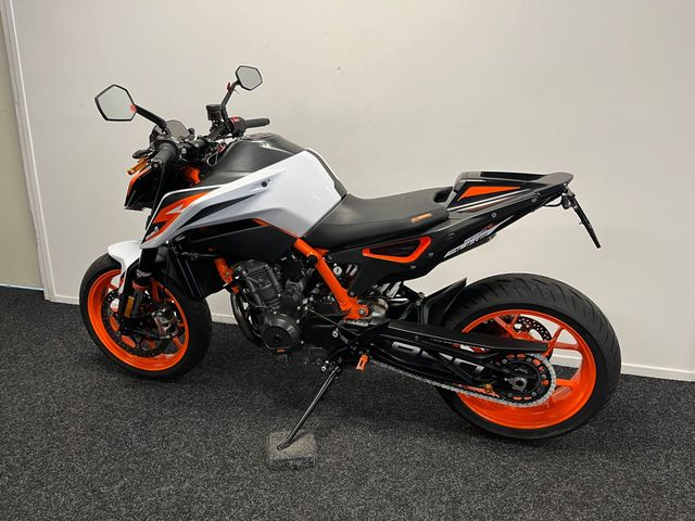ktm - 890-duke-r