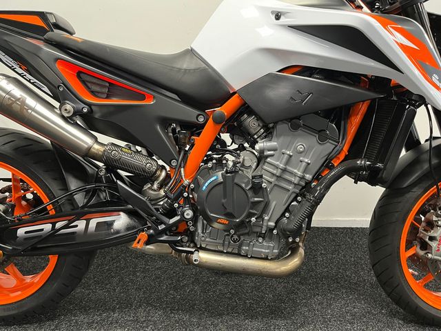 ktm - 890-duke-r