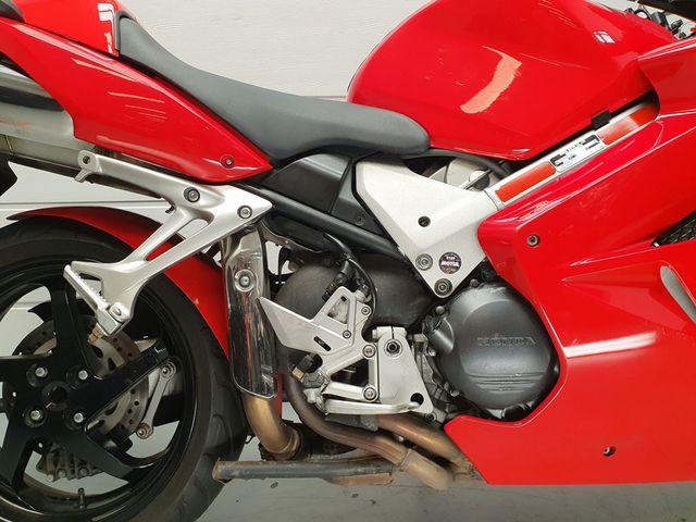 honda - vfr-800-fi-vtec